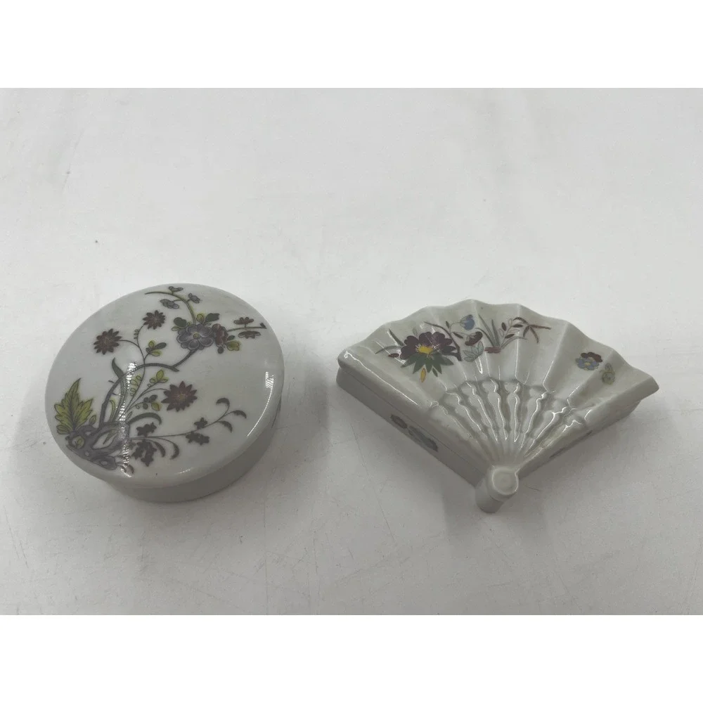 Vintage HAVILAND LIMOGES Pair Of France porcelain hand painted  trinket boxes